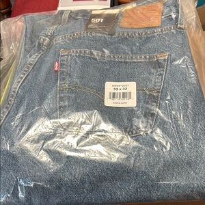 Women’s Levi Jeans
